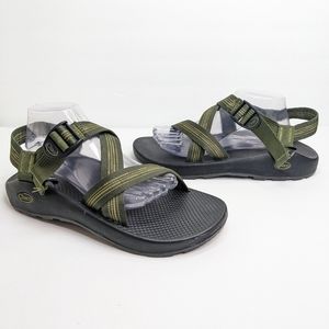 Chaco Men's Z1 Classic Sandals 11 Bluff Hunter Green Strappy Hiking Outdoors